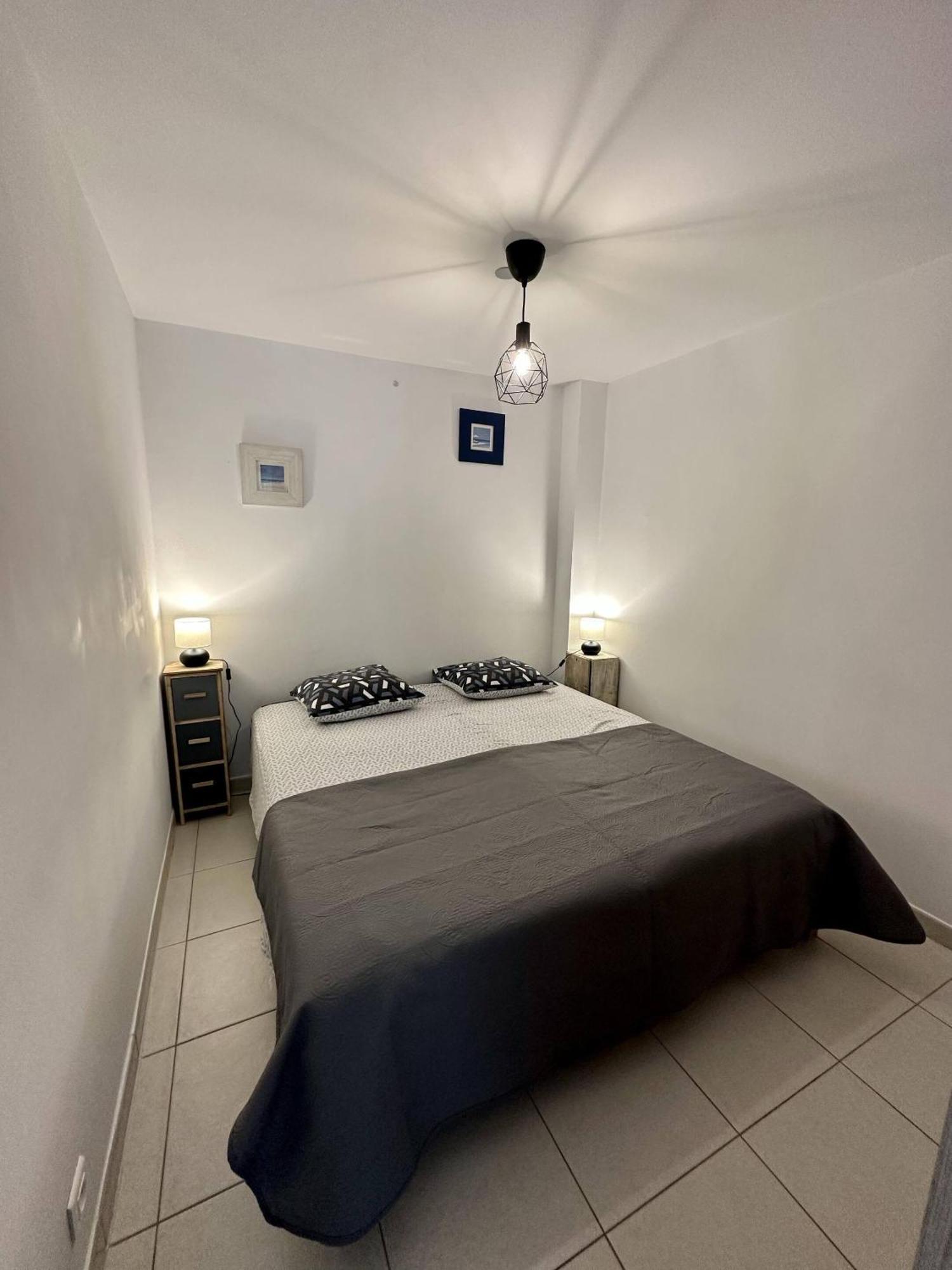 Clos De La Noria Pont-Saint-Esprit Chambre photo